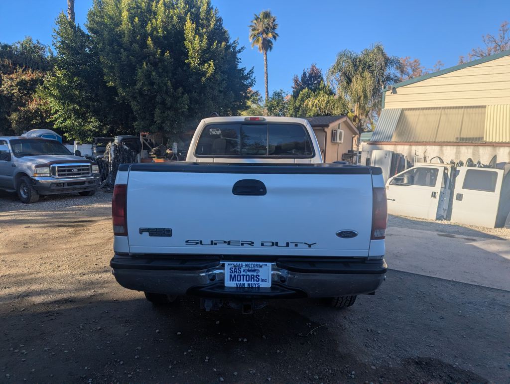 2004 Ford F-250 Image 5