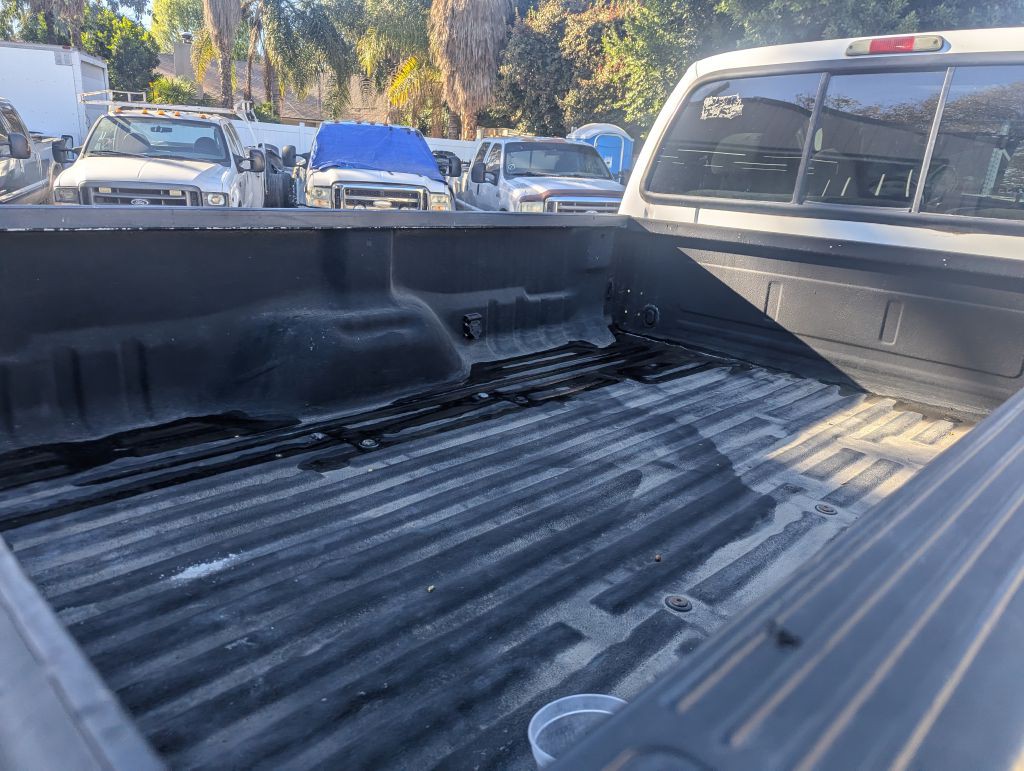 2004 Ford F-250 Image 8