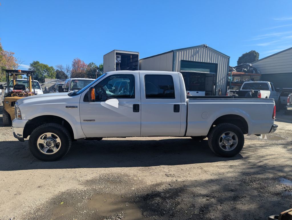 2004 Ford F-250 Image 2