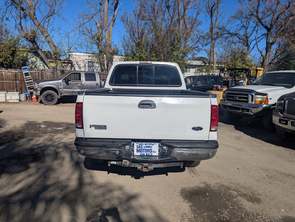 2004 Ford F-250 Image 4