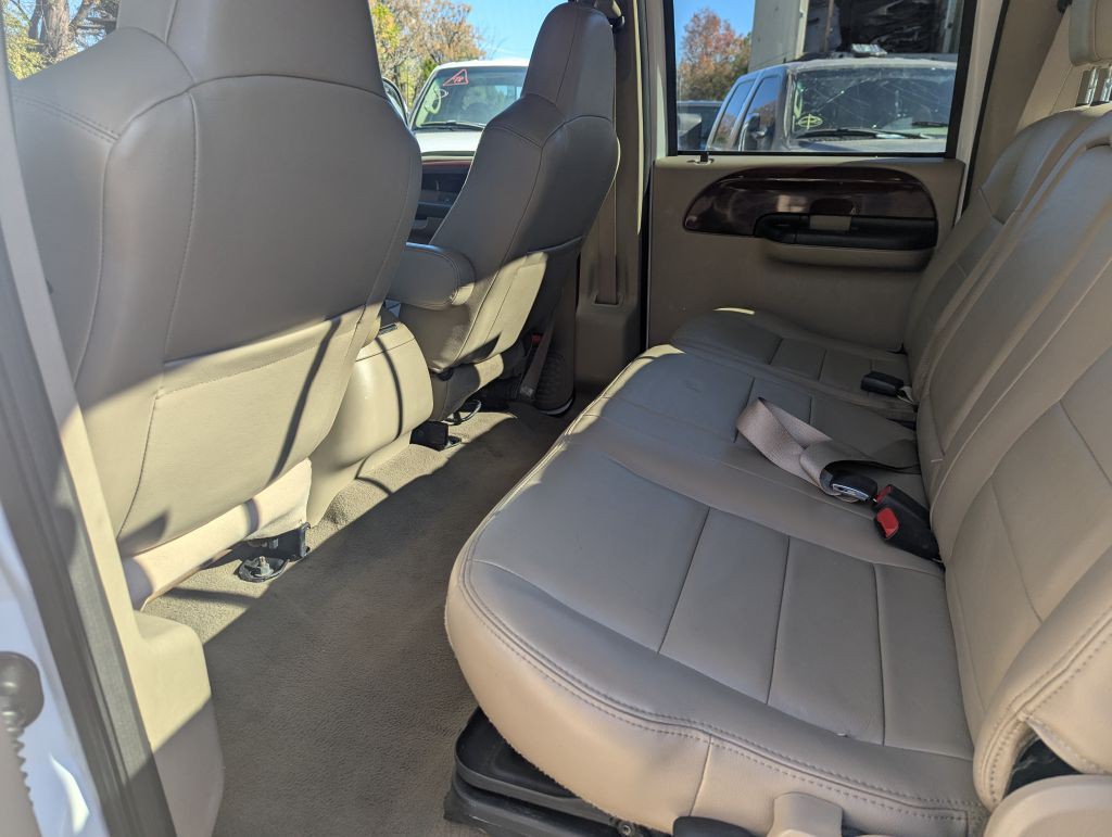 2004 Ford F-250 Image 11