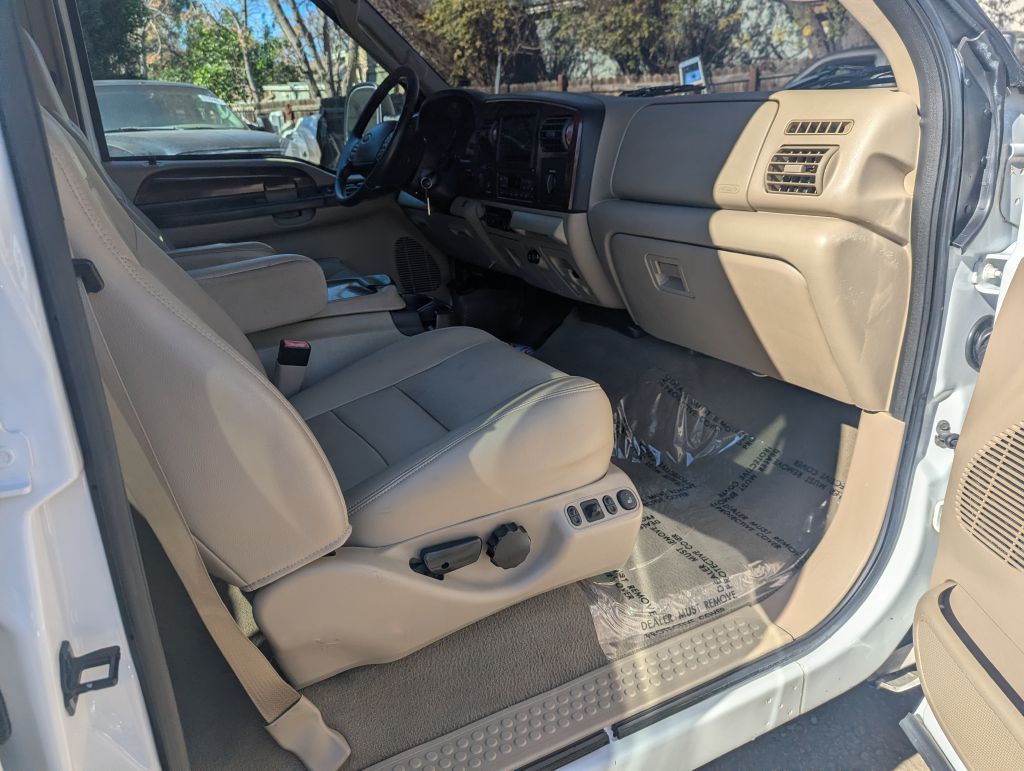 2004 Ford F-250 Image 12