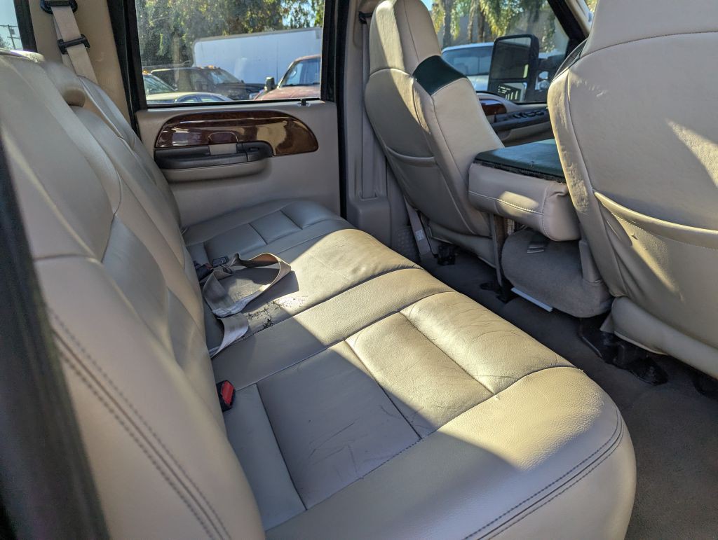 2003 Ford F-250 Image 11