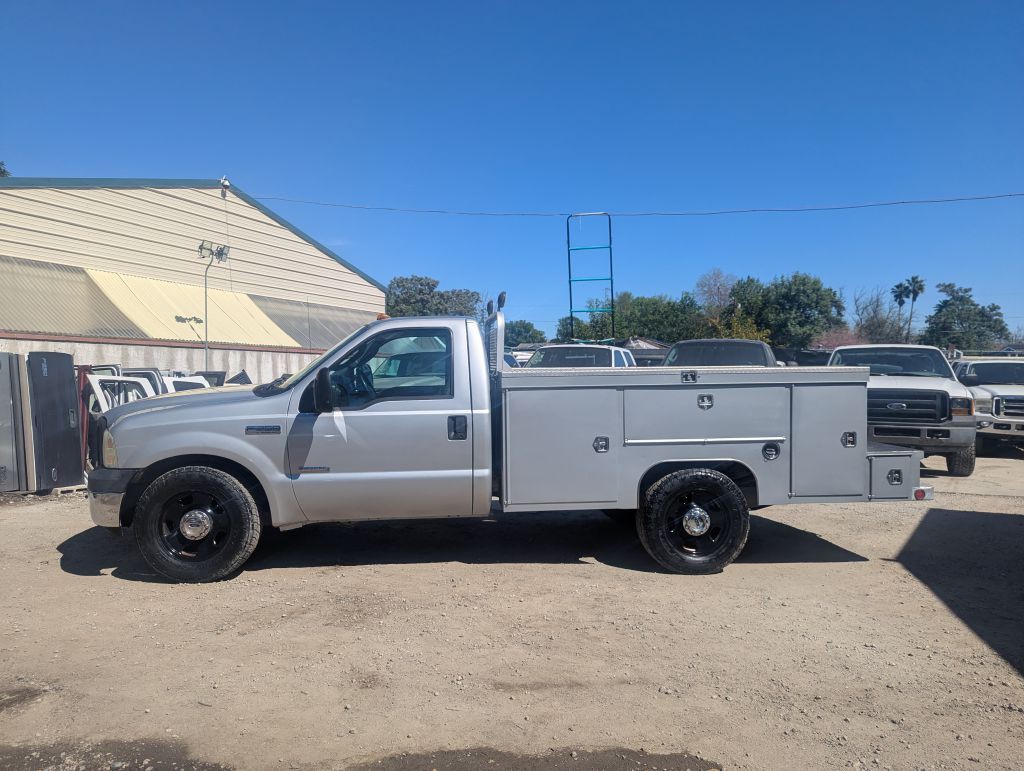 2006 Ford F-350 Image 1