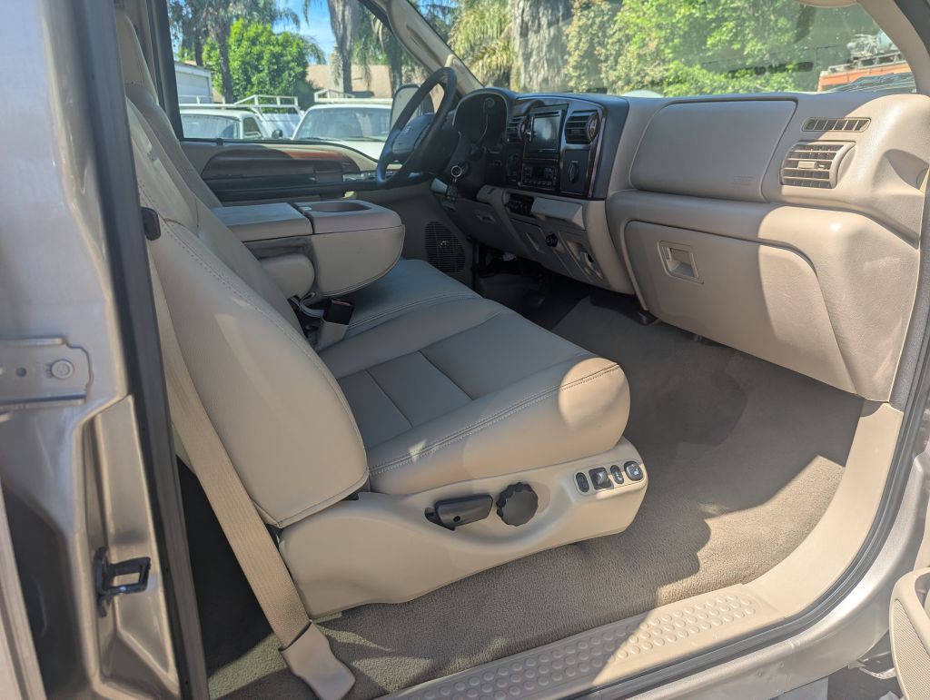2006 Ford F-350 Image 17
