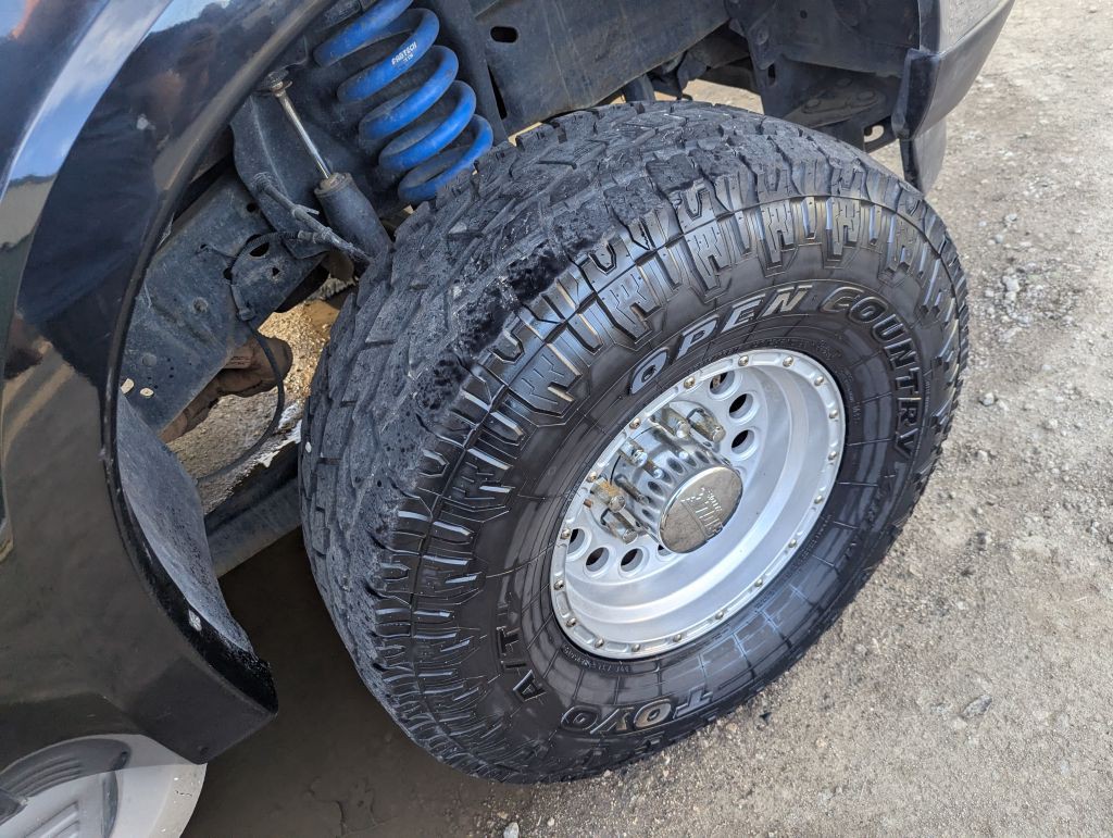 2001 Ford Excursion Image 13