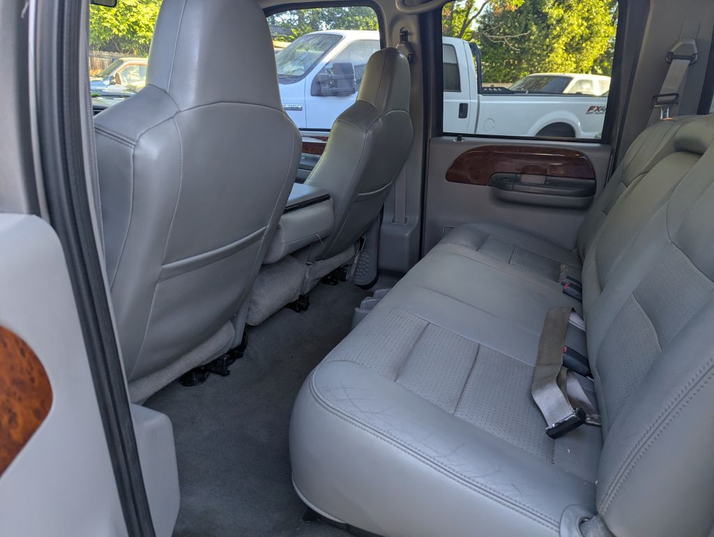 2002 Ford F-250 Image 10