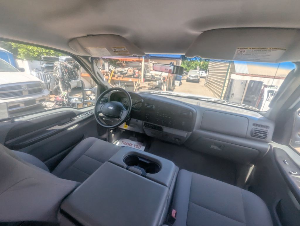 2006 Ford F-350 Image 12