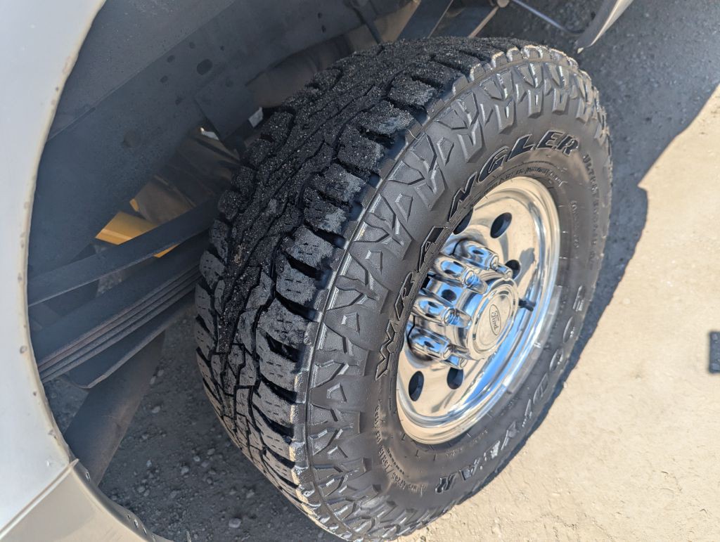 2004 Ford F-250 Image 5