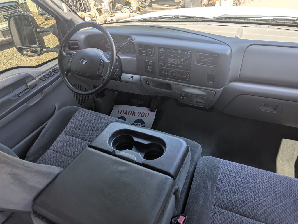 2004 Ford F-250 Image 10