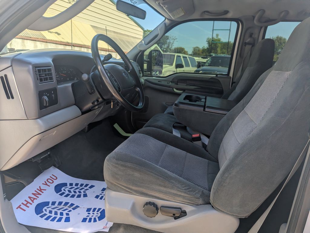 2004 Ford F-250 Image 12