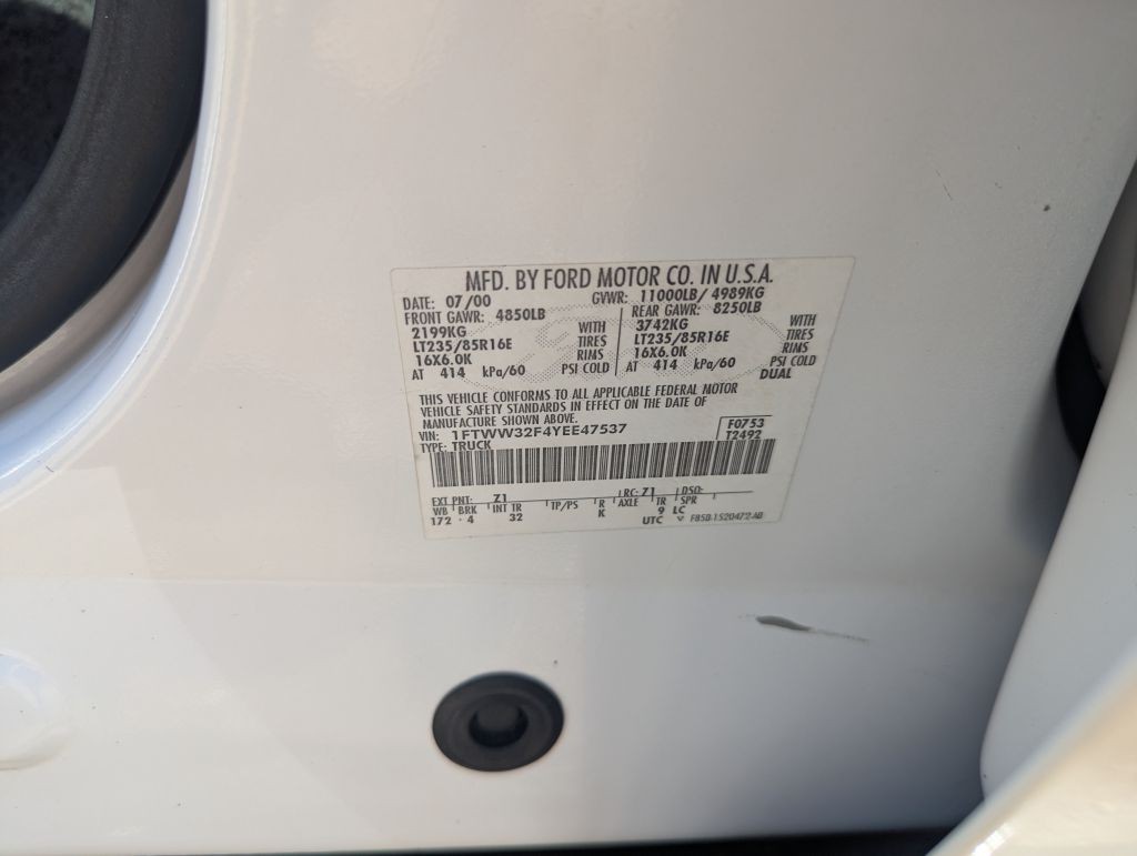 2000 Ford F-350 Image 18