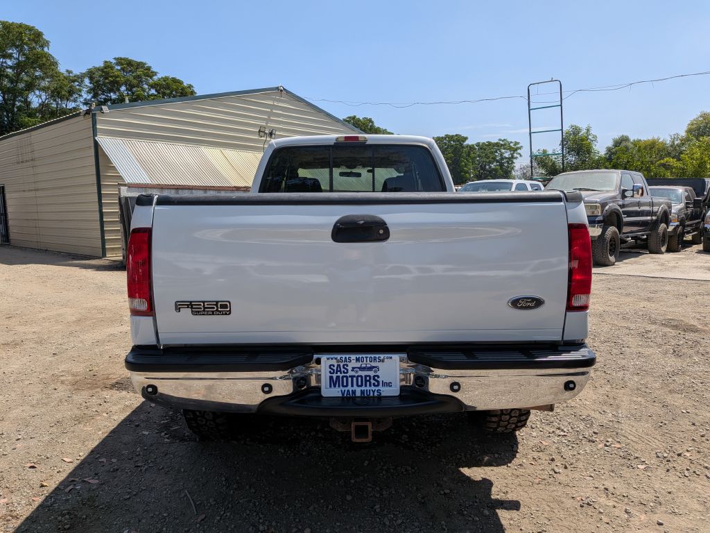 2004 Ford F-350 Image 4