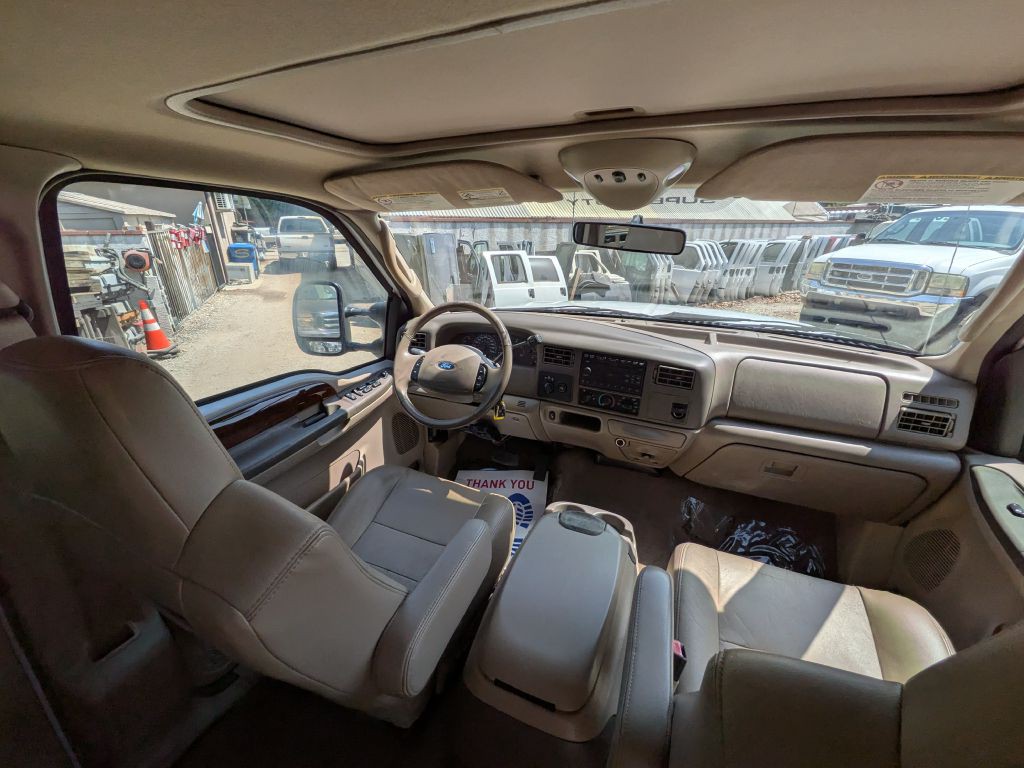 2004 Ford F-350 Image 13
