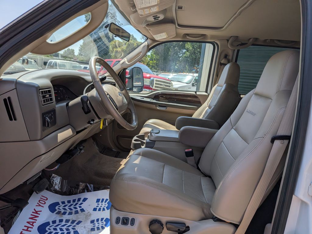 2004 Ford F-350 Image 15