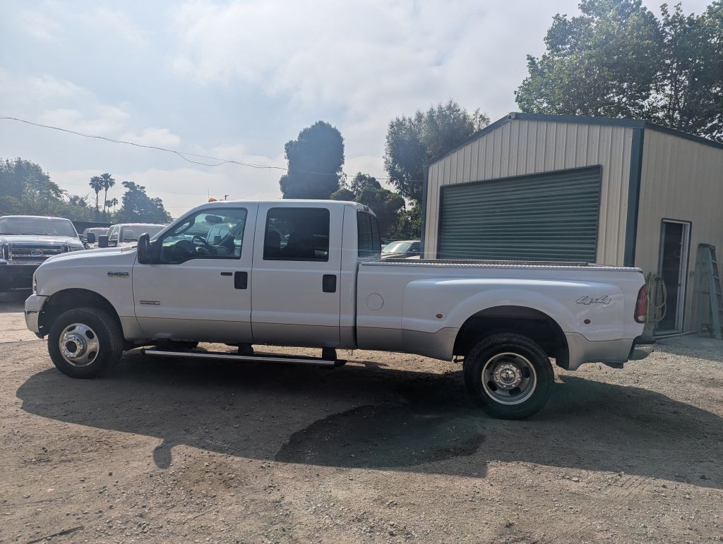 2005 Ford F-350 Image 2
