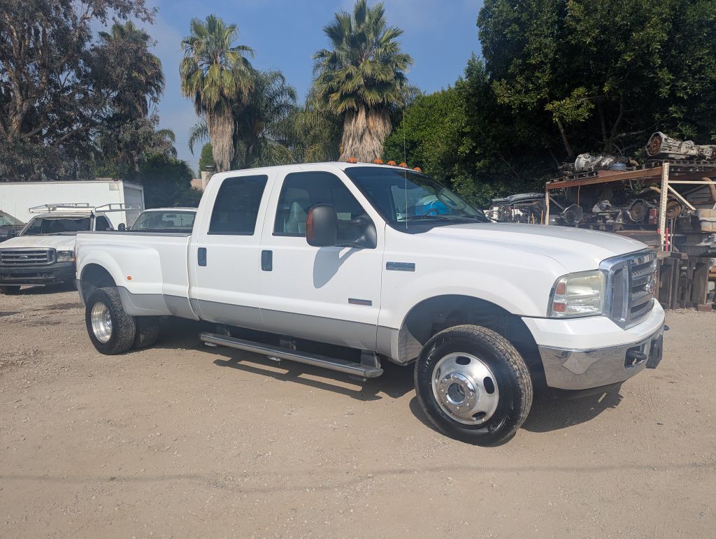 2005 Ford F-350 Image 8