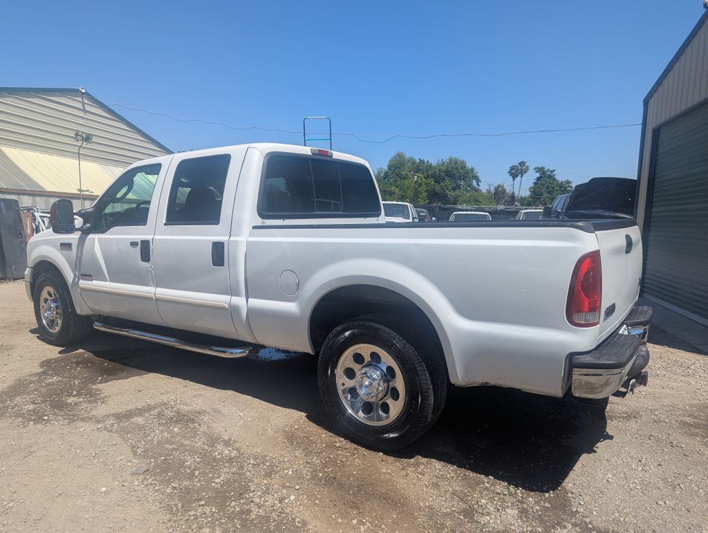 2005 Ford F-350 Image 3