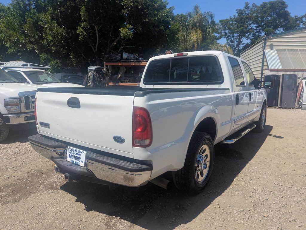 2005 Ford F-350 Image 6