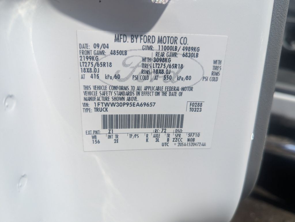 2005 Ford F-350 Image 18