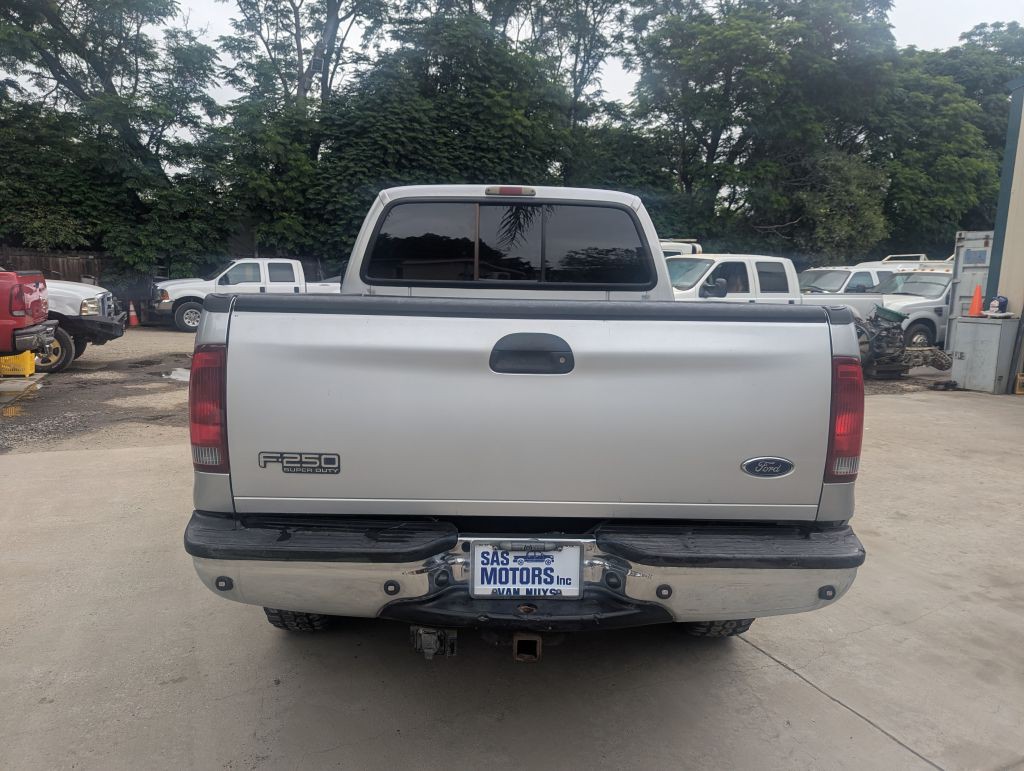 2004 Ford F-250 Image 4