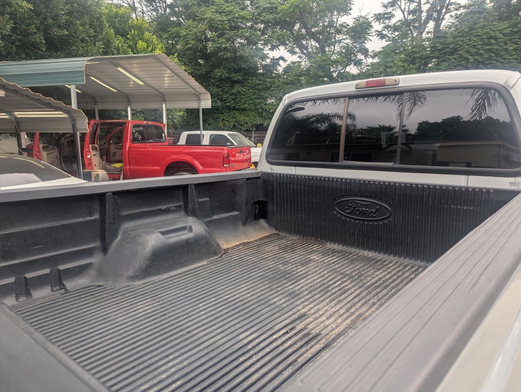 2004 Ford F-250 Image 10