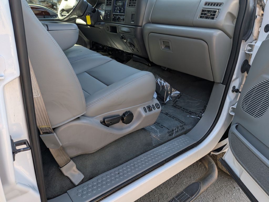 2003 Ford F-250 Image 14