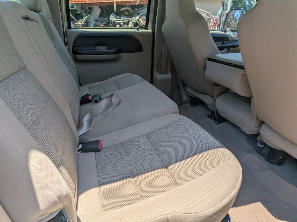 2005 Ford F-250 Image 13
