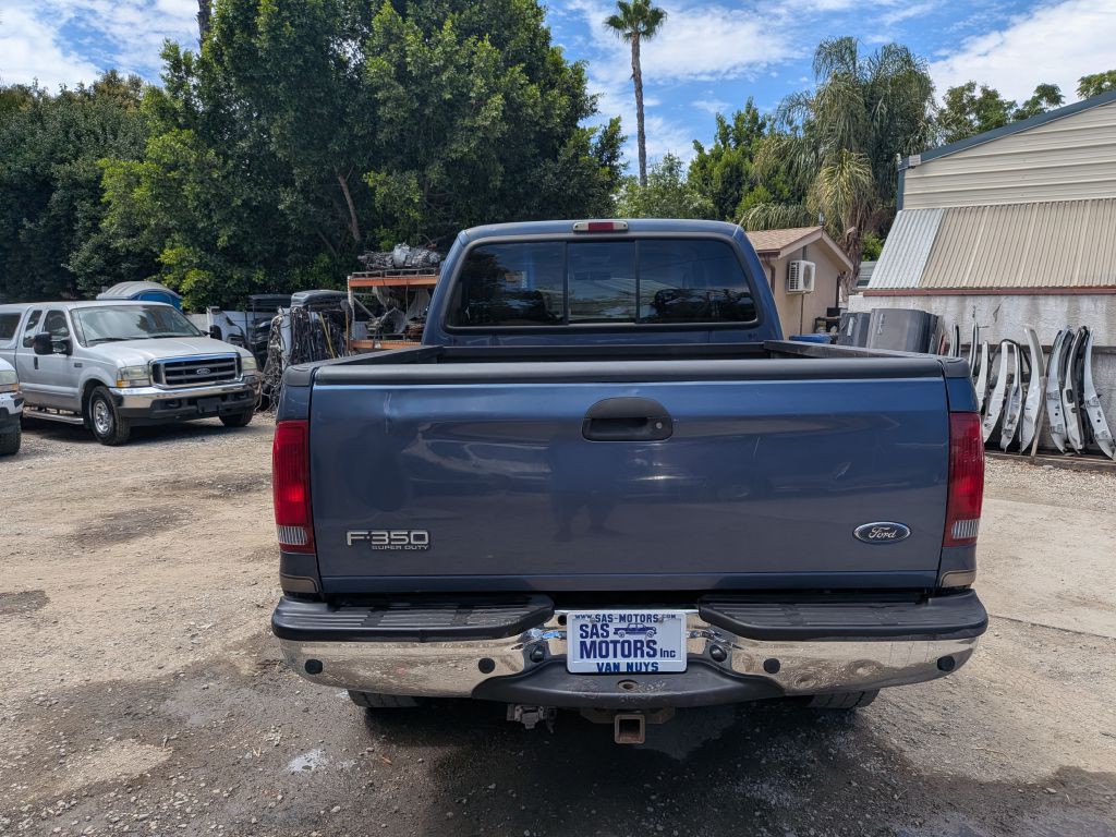 2004 Ford F-350 Image 4