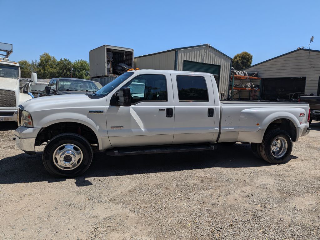 2006 Ford F-350 Image 2