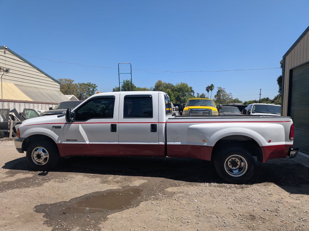 2000 Ford F-350 Image 2