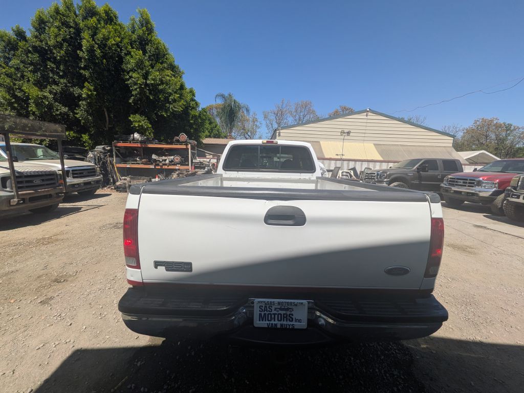 2000 Ford F-350 Image 4