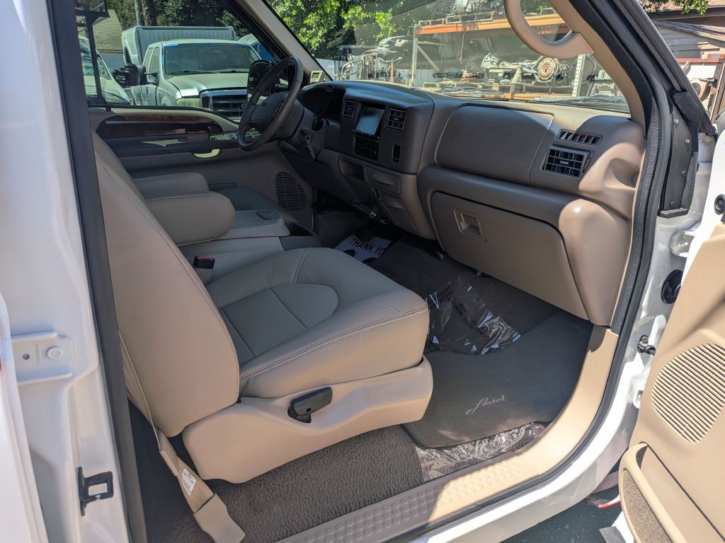 2000 Ford F-350 Image 12