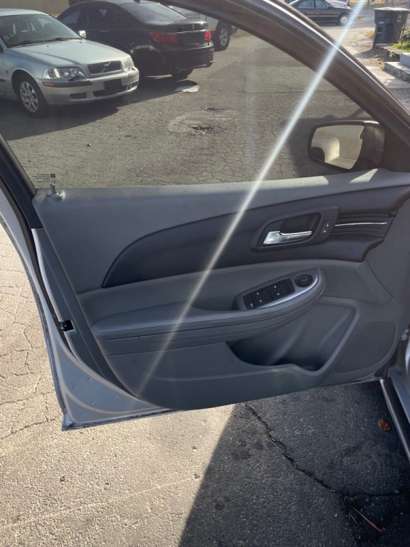 2014 Chevrolet Malibu Image 12