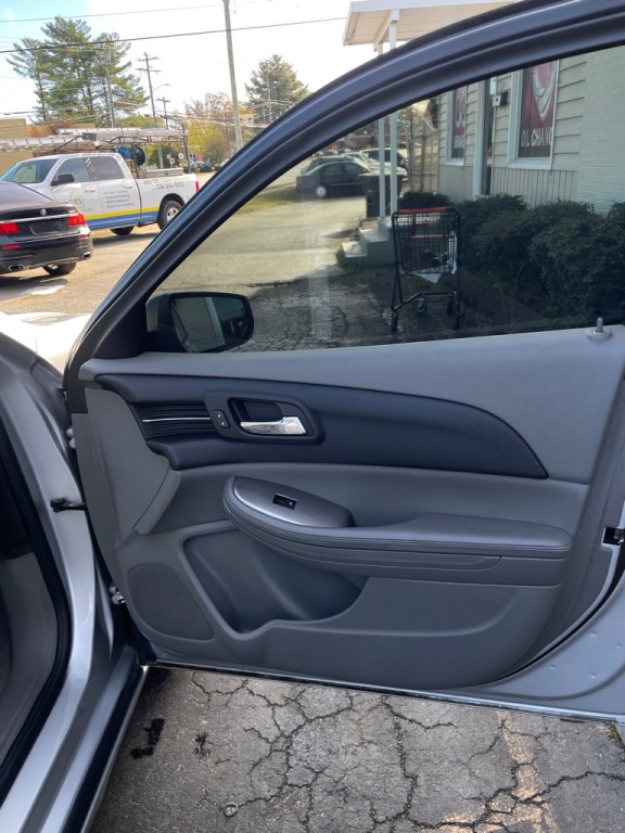 2014 Chevrolet Malibu Image 15