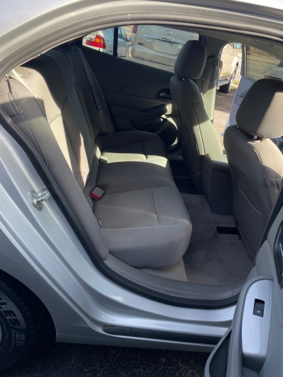 2014 Chevrolet Malibu Image 16