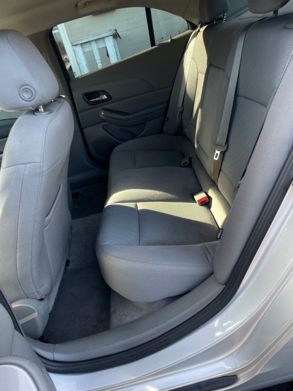 2014 Chevrolet Malibu Image 18