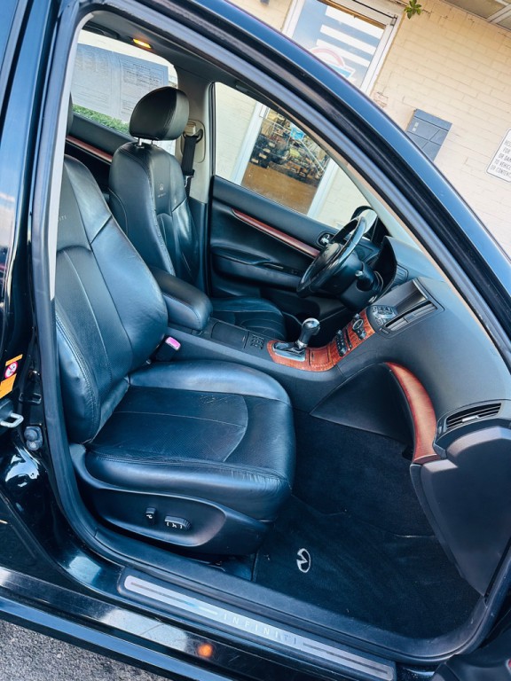 2007 INFINITI G35 Image 9