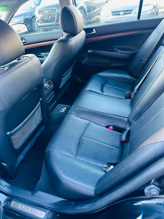 2007 INFINITI G35 Image 12