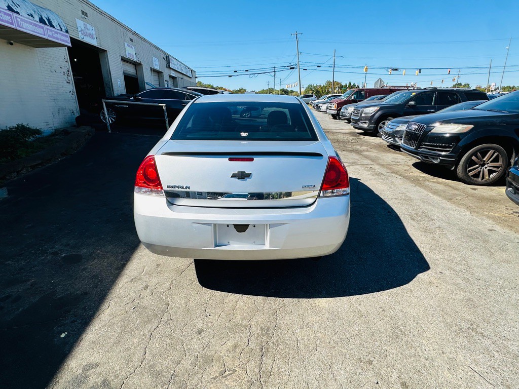 2010 Chevrolet Impala Image 7