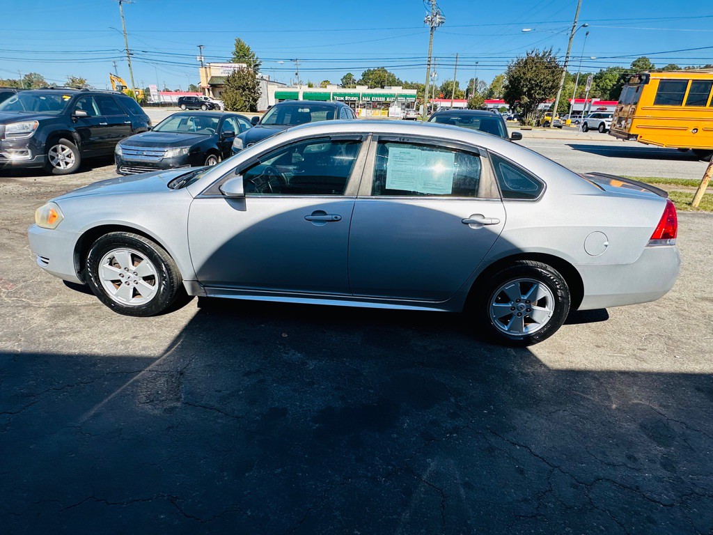2010 Chevrolet Impala Image 5