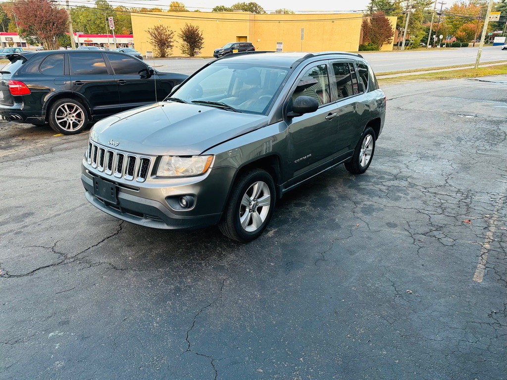 2012 Jeep Compass Image 7