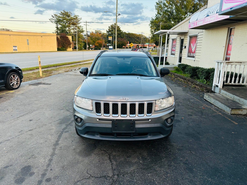 2012 Jeep Compass Image 8