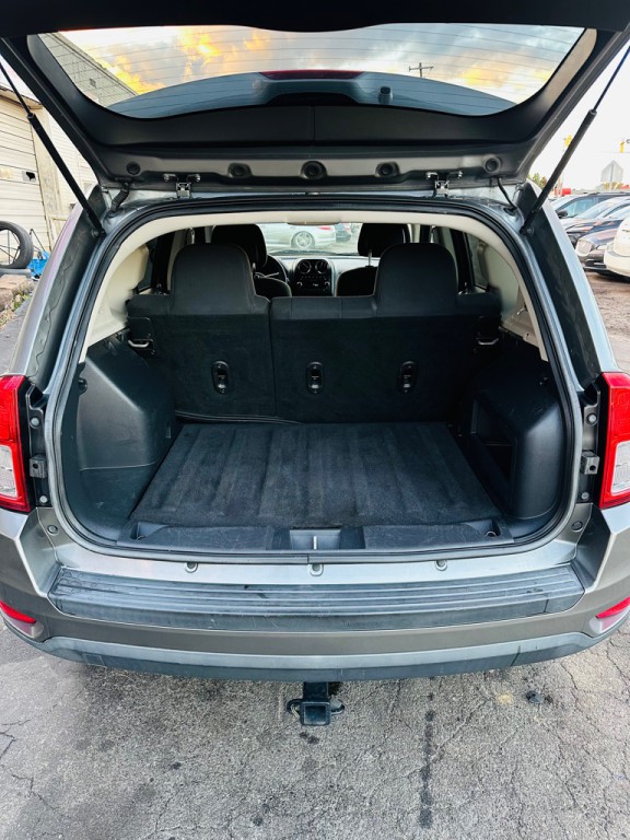 2012 Jeep Compass Image 14