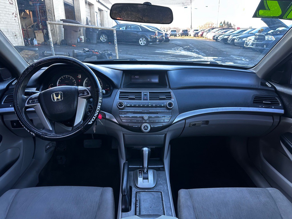 2012 Honda Accord Image 10