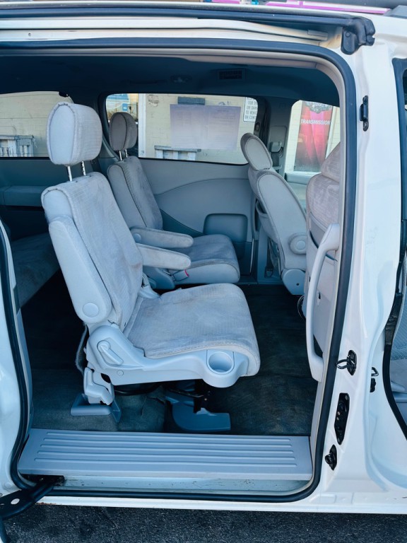 2006 Nissan Quest Image 13