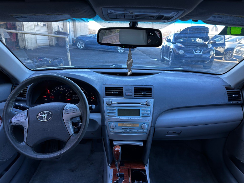 2009 Toyota Camry Image 11