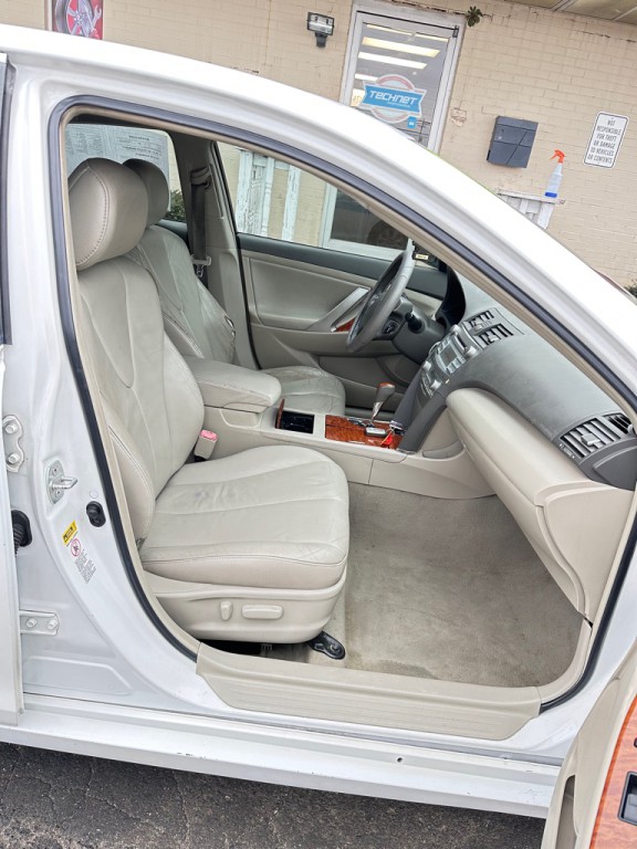 2008 Toyota Camry Image 11