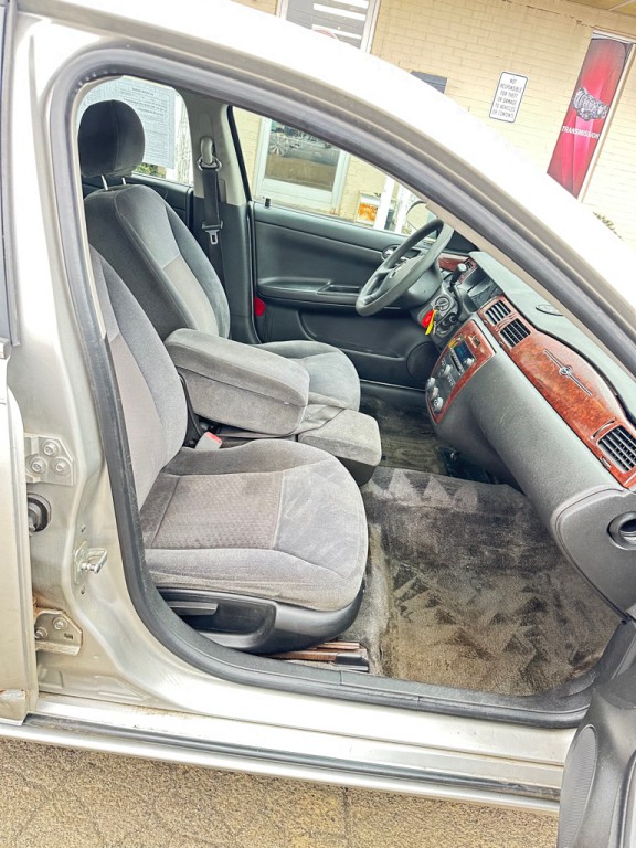 2008 Chevrolet Impala Image 12