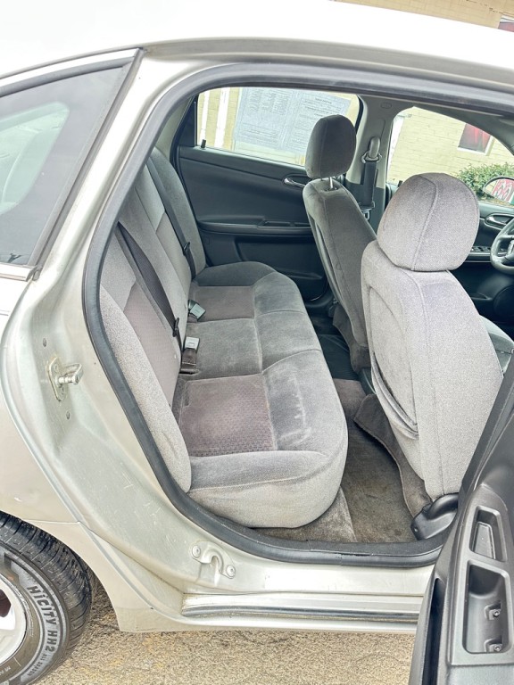 2008 Chevrolet Impala Image 14